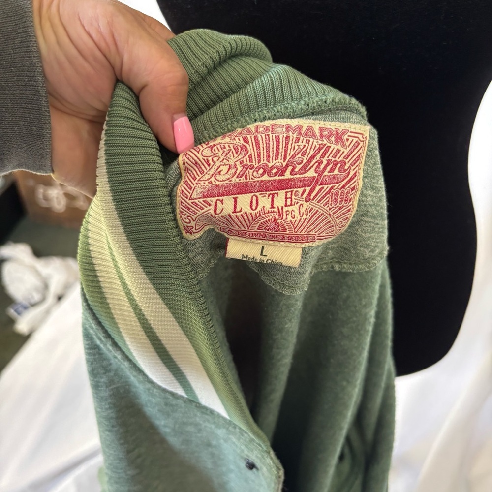 Brooklyn Cloth Green Bomber Jacket with Ribbed Detailing - Picture 2 of 6